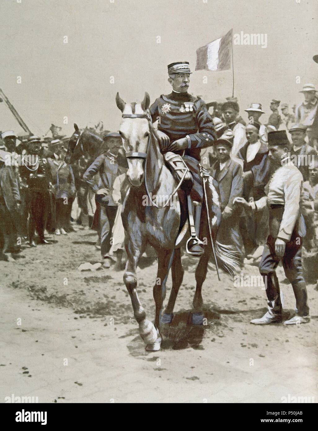 LYAUTEY, Louis Hubert Gonzalve (Nancy,1854-Thorey 1934). Mariscal de Francia. Ocupó el cargo de Residente General de Marruecos entre los años 1912 y 1925. 'LYAUTEY EN MARRUECOS (1912) '. Grabado de L'Illustration. Stock Photo