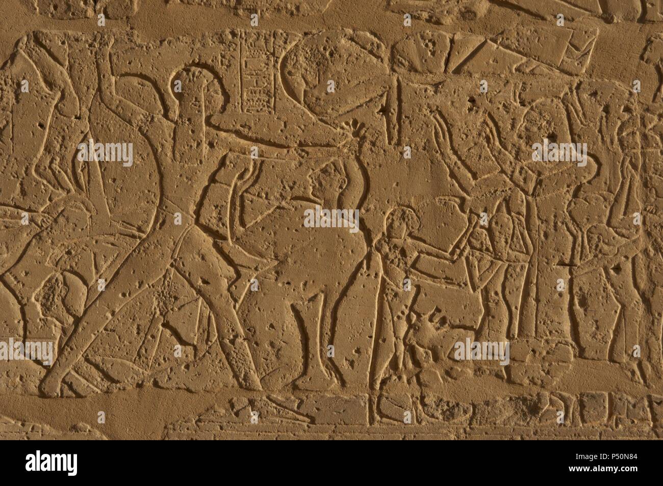 The Siege of Dapur (1269 B.C.). Syrian prisoners by Egyptian princes. 13th century B.C. Nineteenth Dynasty. New Kingdom. Relief. Ramesseum. Necropolis of Thebes. Valley of the Kings. Egypt. Stock Photo