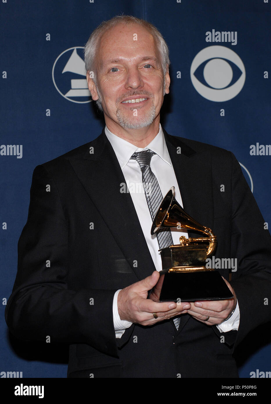 Peter Frampton backstage at the 49th Annual Grammy's  at the Staples Center in Los Angeles. February 11, 2007.  headshot eye contact smile trophy          -            FramptonPeter128.jpgFramptonPeter128  Event in Hollywood Life - California, Red Carpet Event, USA, Film Industry, Celebrities, Photography, Bestof, Arts Culture and Entertainment, Topix Celebrities fashion, Best of, Hollywood Life, Event in Hollywood Life - California,  backstage trophy, Awards show, movie celebrities, TV celebrities, Music celebrities, Topix, Bestof, Arts Culture and Entertainment, Photography,    inquiry tsuni Stock Photo