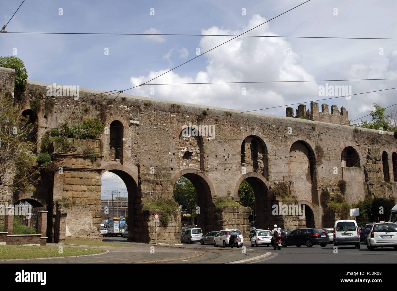 Italy. Rome. Roman walls Stock Photo Alamy