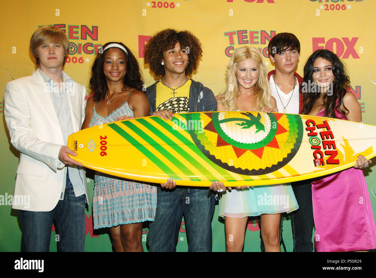 High School Musical cast at the TEEN CHOICE Awards at the Universal Amphitheatre  in Los Angeles. August 20, 2006.  full length trophy surf smile          -            HighSchoolMusical cast 140.jpgHighSchoolMusical cast 140  Event in Hollywood Life - California, Red Carpet Event, USA, Film Industry, Celebrities, Photography, Bestof, Arts Culture and Entertainment, Topix Celebrities fashion, Best of, Hollywood Life, Event in Hollywood Life - California,  backstage trophy, Awards show, movie celebrities, TV celebrities, Music celebrities, Topix, Bestof, Arts Culture and Entertainment, Photograp Stock Photo