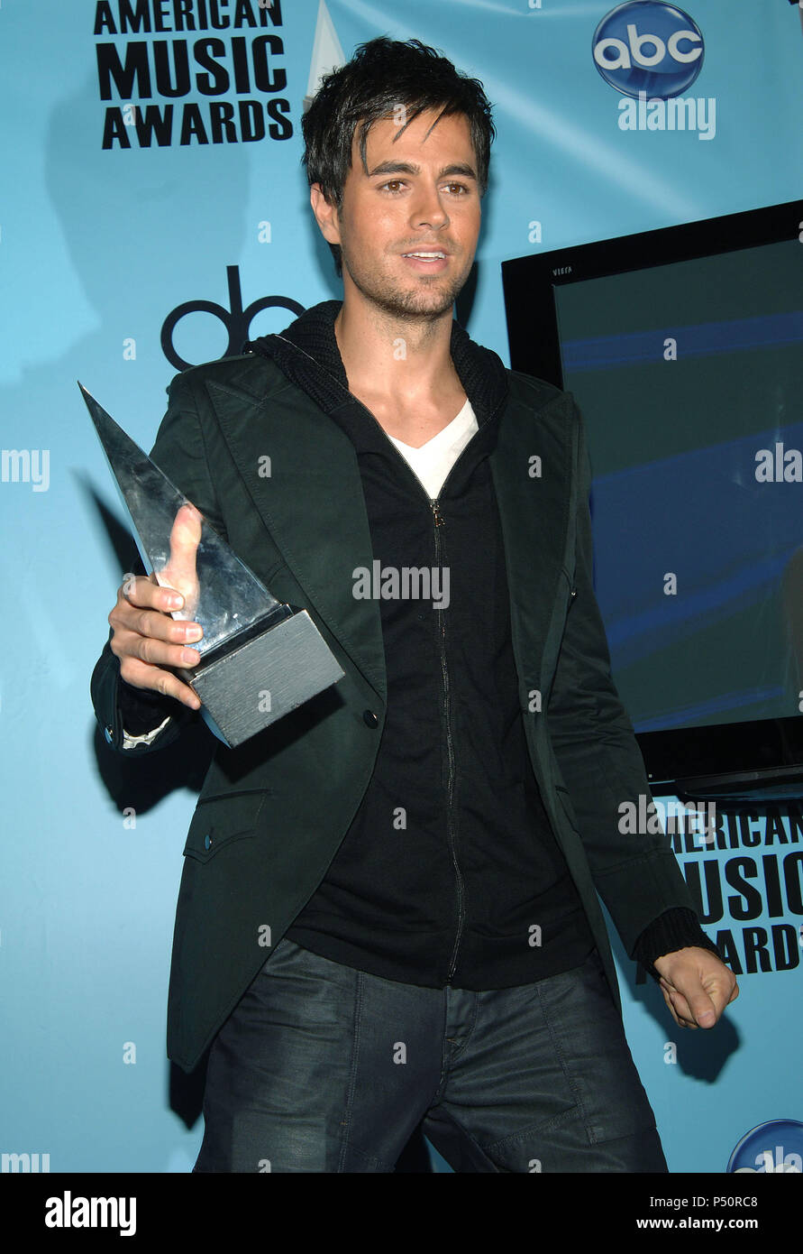 Enrique Iglesia - 2008 American Music Awards AMA at the Nokia Theatre in Los Angeles. - IglesiasEnrique_15.jpgIglesiasEnrique_15 Event in Hollywood Life - California, Red Carpet Event, USA, Film Industry, Celebrities, Photography, Bestof, Arts Culture and Entertainment, Topix Celebrities fashion, Best of, Hollywood Life, Event in Hollywood Life - California, backstage trophy, Awards show, movie celebrities, TV celebrities, Music celebrities, Topix, Bestof, Arts Culture and Entertainment, Photography, inquiry tsuni@Gamma-USA.com , Credit Tsuni / USA, 2000-2001-2002-2003 Stock Photo