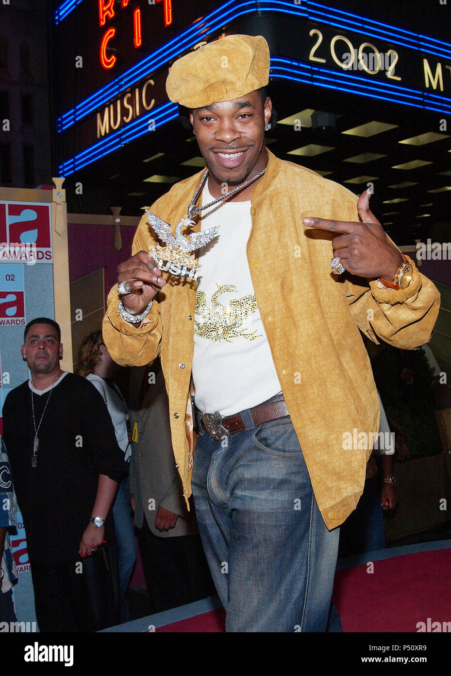 Busta Rhymes arriving at the 2002 MTV Video Music Awards at the Radio City  Music Hall in New York. August 29, 2002. - RhymesBusta02A.jpgRhymesBusta02A  Event in Hollywood Life - California, Red Carpet