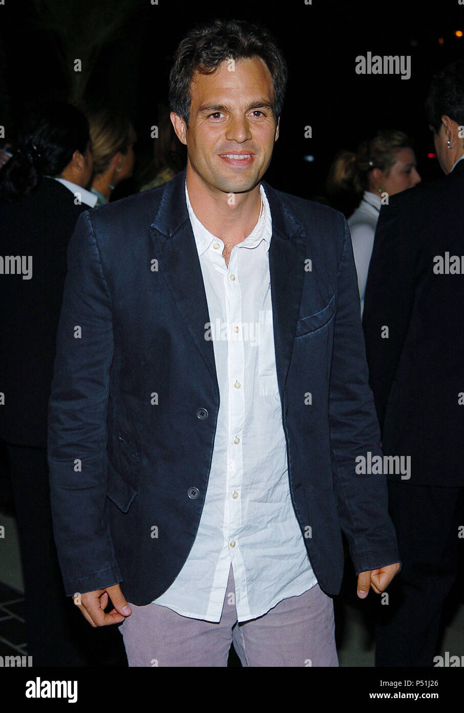 Mark Ruffalo arriving at the Eternel Sunshine of the Spotless Mind DVD ...
