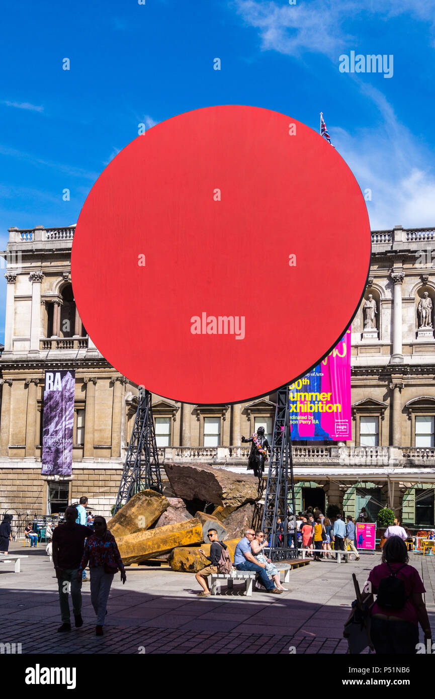 'Symphony for a Beloved Daughter' monumental sculpture by Anish Kapoor RA, Royal Academy of Arts summer exhibition 2018, Burlington House London Stock Photo