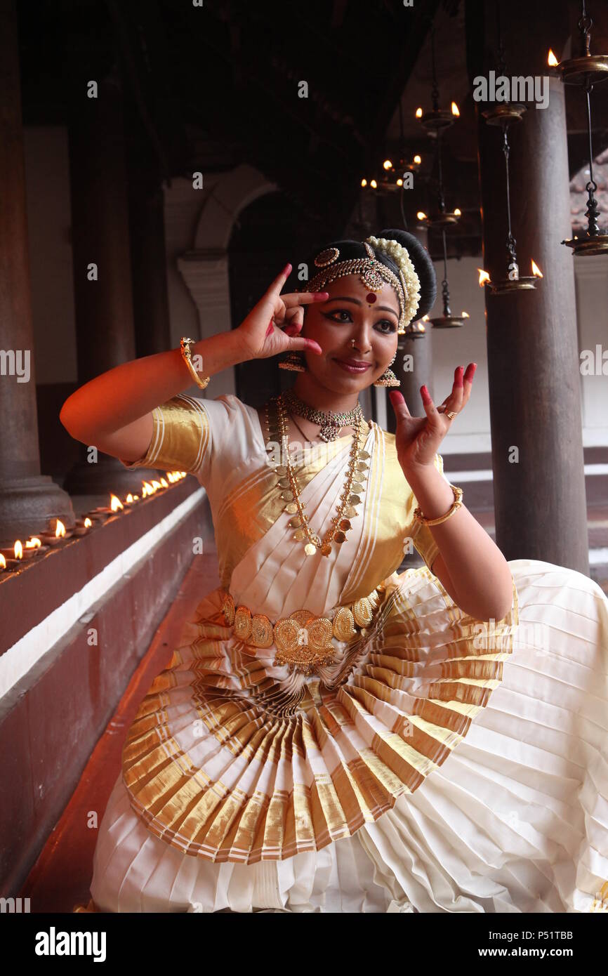 mohiniyattam is one of the eight classical dance forms of india ...