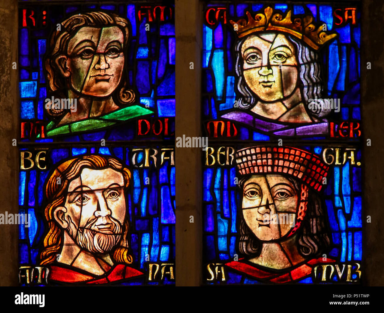 Stained Glass in Valencia Cathedral, Valencia, depicting faces of Medieval  Royals Stock Photo - Alamy