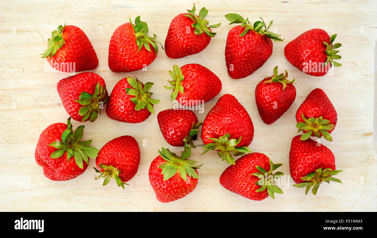 Overhead natural light hi-res stock photography and images - Alamy