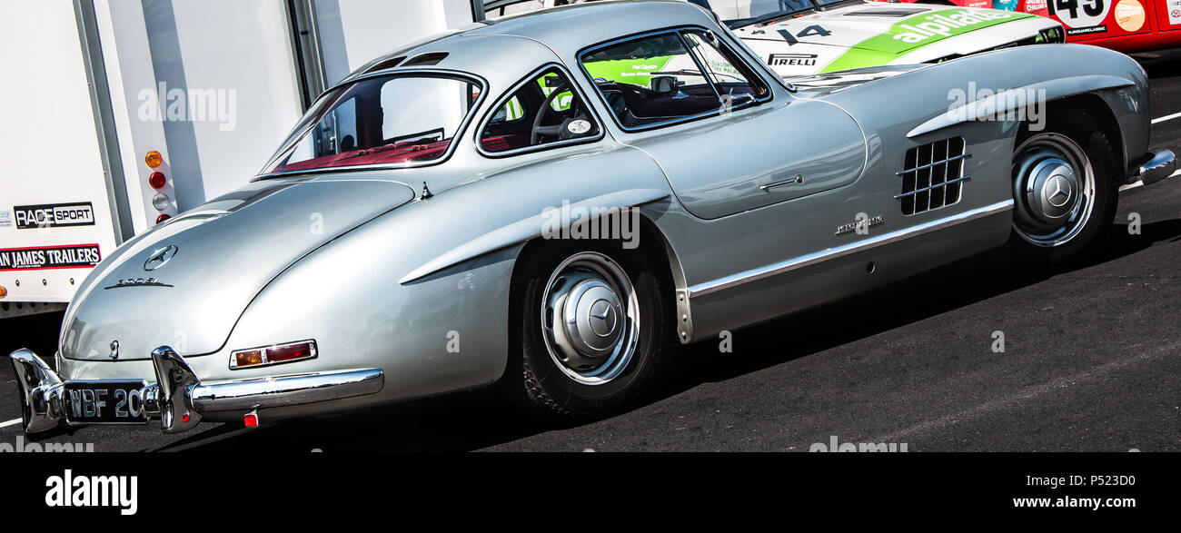 A vintage Mercedes Benz 300SL Gullwing sports car Stock Photo - Alamy