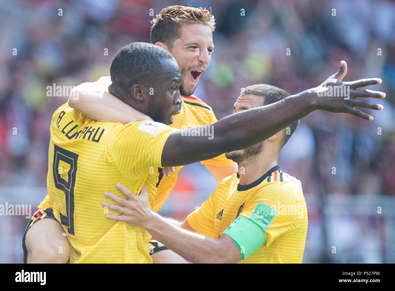 goalkeeper Romelu LUKAKU (left, BEL), Vincent KOMPANY (BEL) and Eden HAZARD (BEL) are happy about the goal to make it 2-0 for Belgium, half figure, half figure, jubilation, cheering, cheering, joy, cheers, celebrate, goaljubel, celebrates the goal to make it 2-0 for Belgium, jubilation, cheering, cheering, joy, cheers, celebrate, goaljubel, half figure, half figure, gesture, gesture, Belgium (BEL) - Tunisia (TUN) 5: 2, preliminary round, Group G, Game 29, on 23.06.2018 in Moscow; Football World Cup 2018 in Russia from 14.06. - 15.07.2018. | usage worldwide Stock Photo