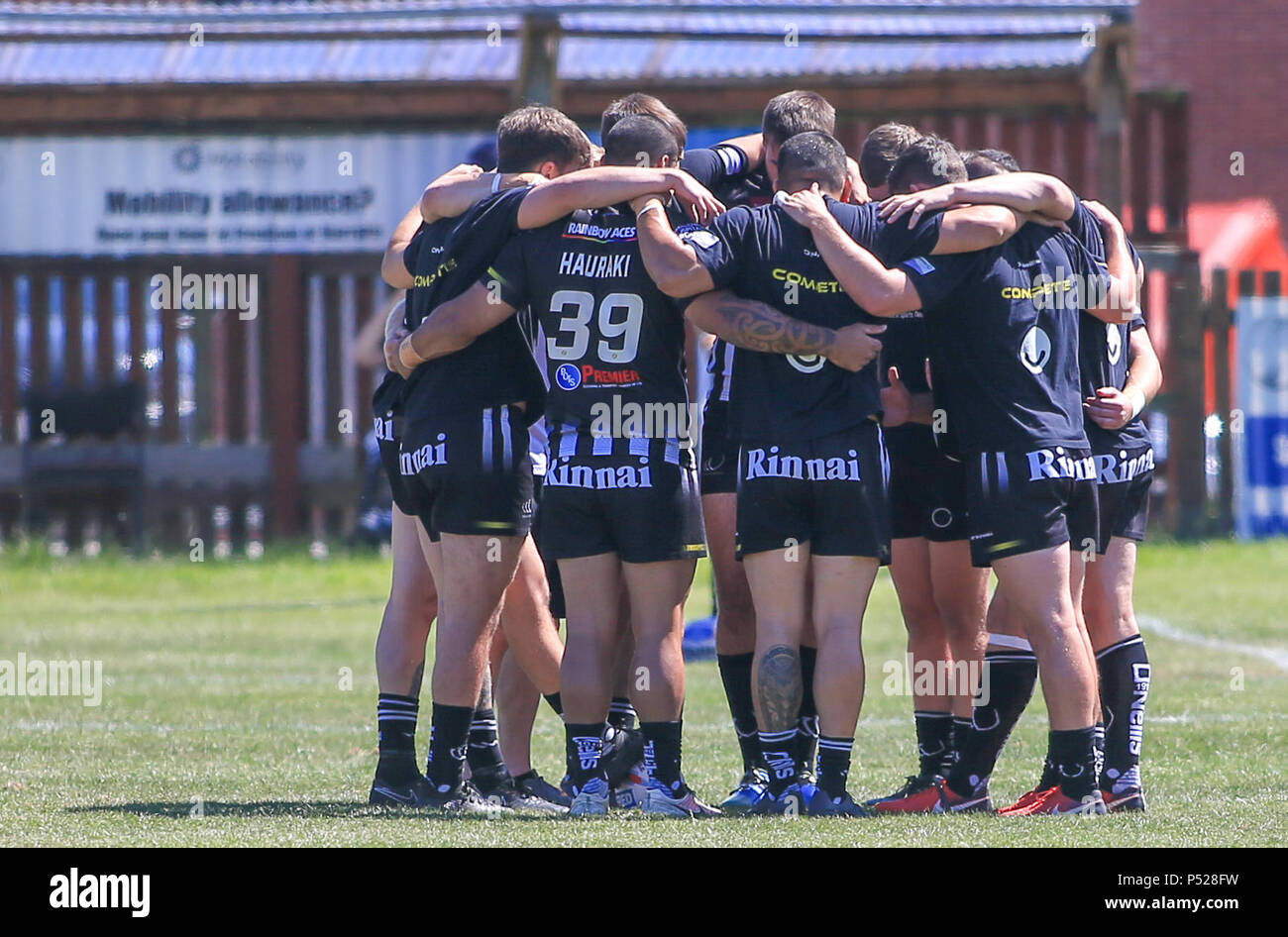 Super kick hi-res stock photography and images - Alamy