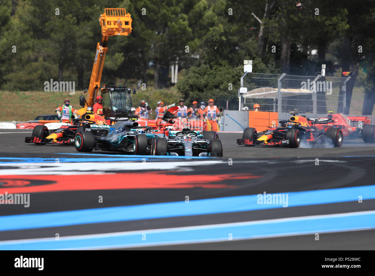 Le Castellet, France. 24 June 2018.  French Formula One Grand Prix, race day; Mercedes AMG Petronas Motorsport, Lewis Hamilton leads as Vettel causes a collission with Bottas Credit: Action Plus Sports Images/Alamy Live News Credit: Action Plus Sports Images/Alamy Live News Stock Photo