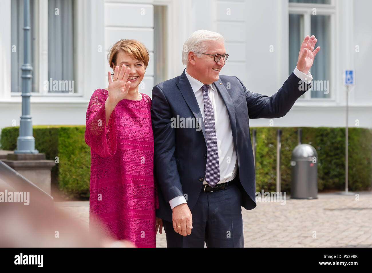 Bonn, Germany - June 24, 2018: The Federal President of Germany, Walter Steinmeyer, and his wife representing themselves to the public on an open house day at the Villa Hammerschmidt. Credit: Christian Müller/Alamy Live News Stock Photo