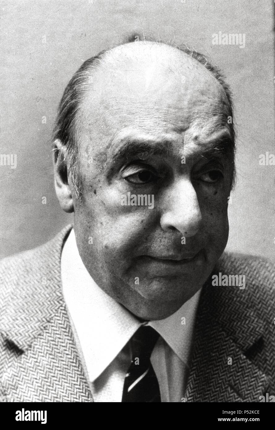 Chilian poet Pablo Neruda. 1972 Stock Photo - Alamy