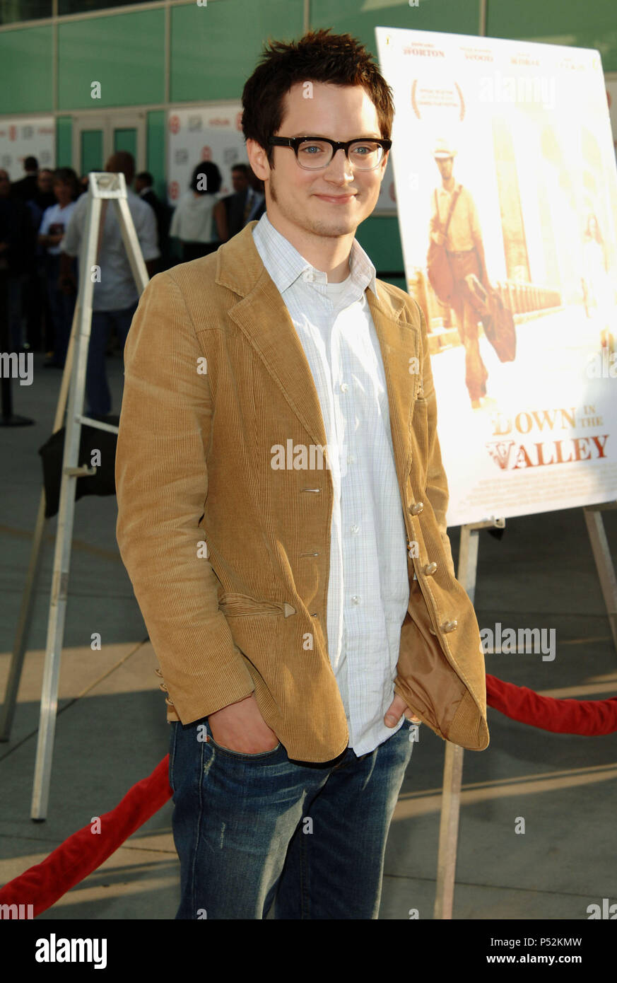 Elijah Wood arriving at the Down In The Valley Premiere at ht e LA Film Festival Opening Night at the Arclight Theatre in Los Angeles. June 16, 2005.WoodElijah015 Red Carpet Event, Vertical, USA, Film Industry, Celebrities,  Photography, Bestof, Arts Culture and Entertainment, Topix Celebrities fashion /  Vertical, Best of, Event in Hollywood Life - California,  Red Carpet and backstage, USA, Film Industry, Celebrities,  movie celebrities, TV celebrities, Music celebrities, Photography, Bestof, Arts Culture and Entertainment,  Topix, vertical, one person,, from the years , 2003 to 2005, inquir Stock Photo