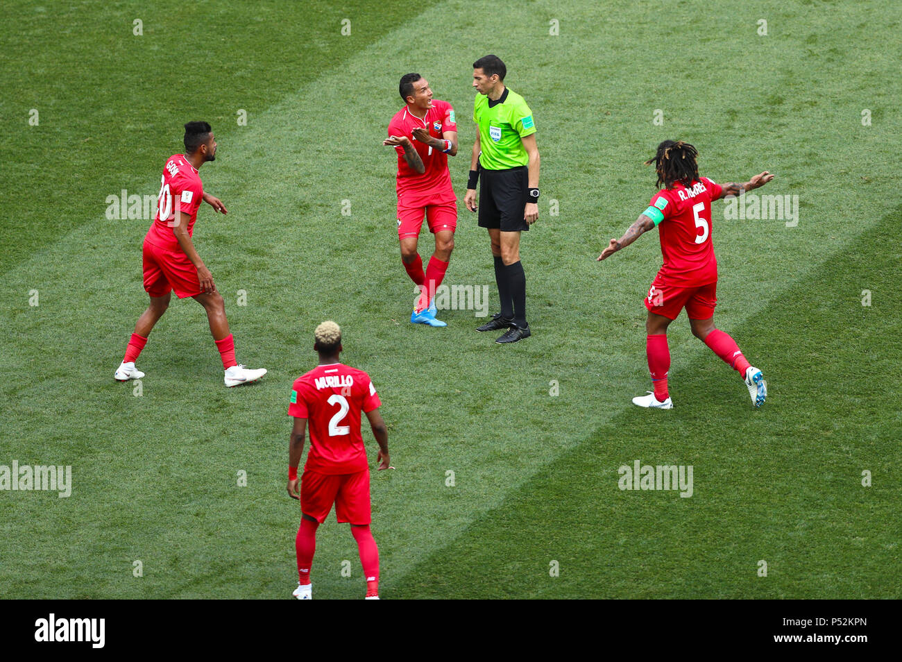 Panama's Anibal Godoy (left), Blas Perez (centre) and Roman Torres (right) appeal to referee Gehad Grisha after England score a penalty during the FIFA World Cup Group G match at the Nizhny Novgorod Stadium. Stock Photo