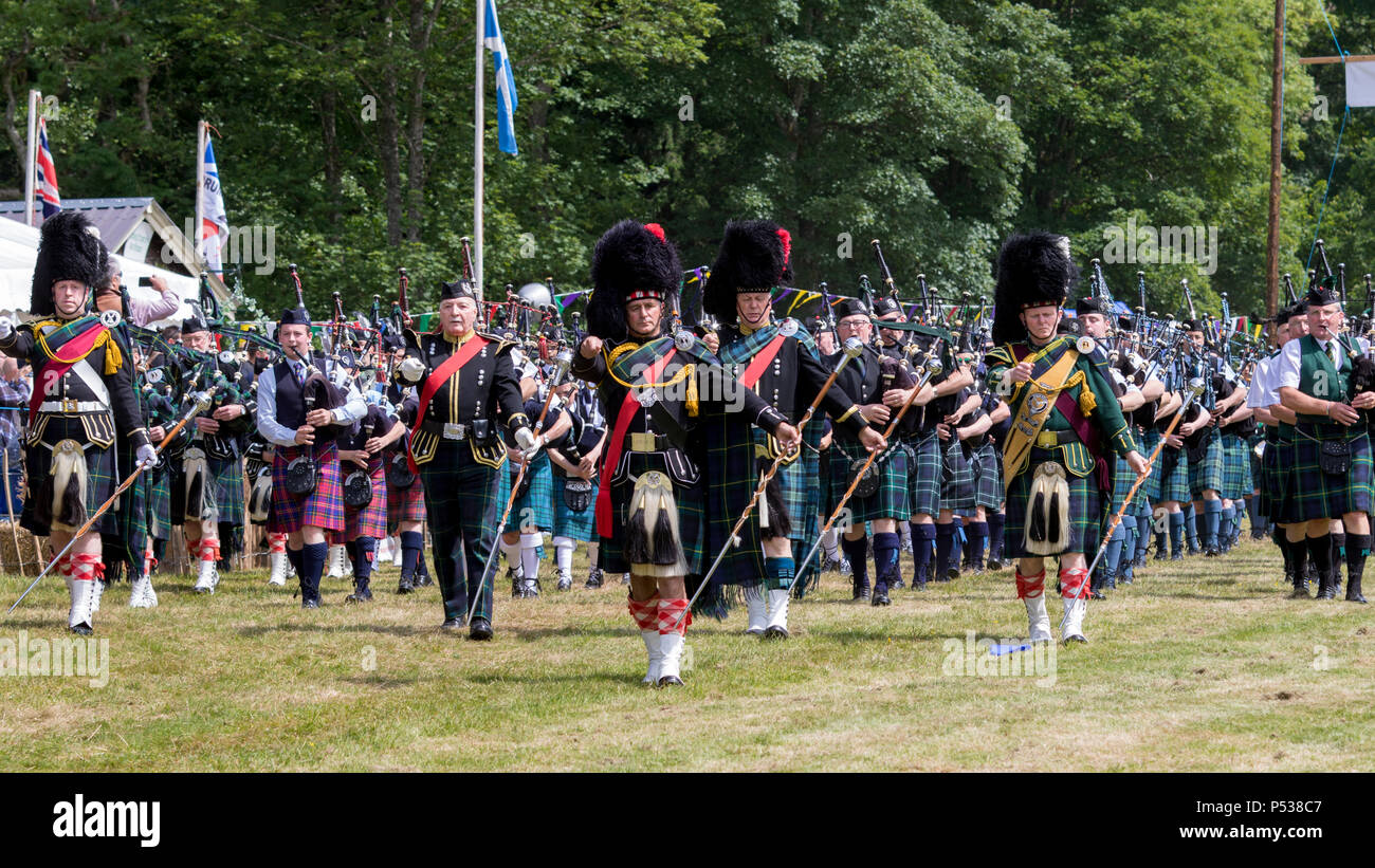 Bagpipes and drum hires stock photography and images Alamy