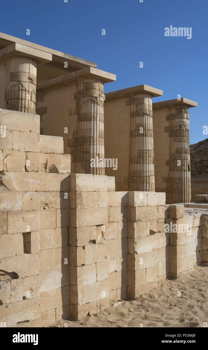 Egypt. Saqqara. Djoser's complex. Colonnade access. Only example of fasciculated columns. Detail. Third Millennium. Old Kingdom. Stock Photo