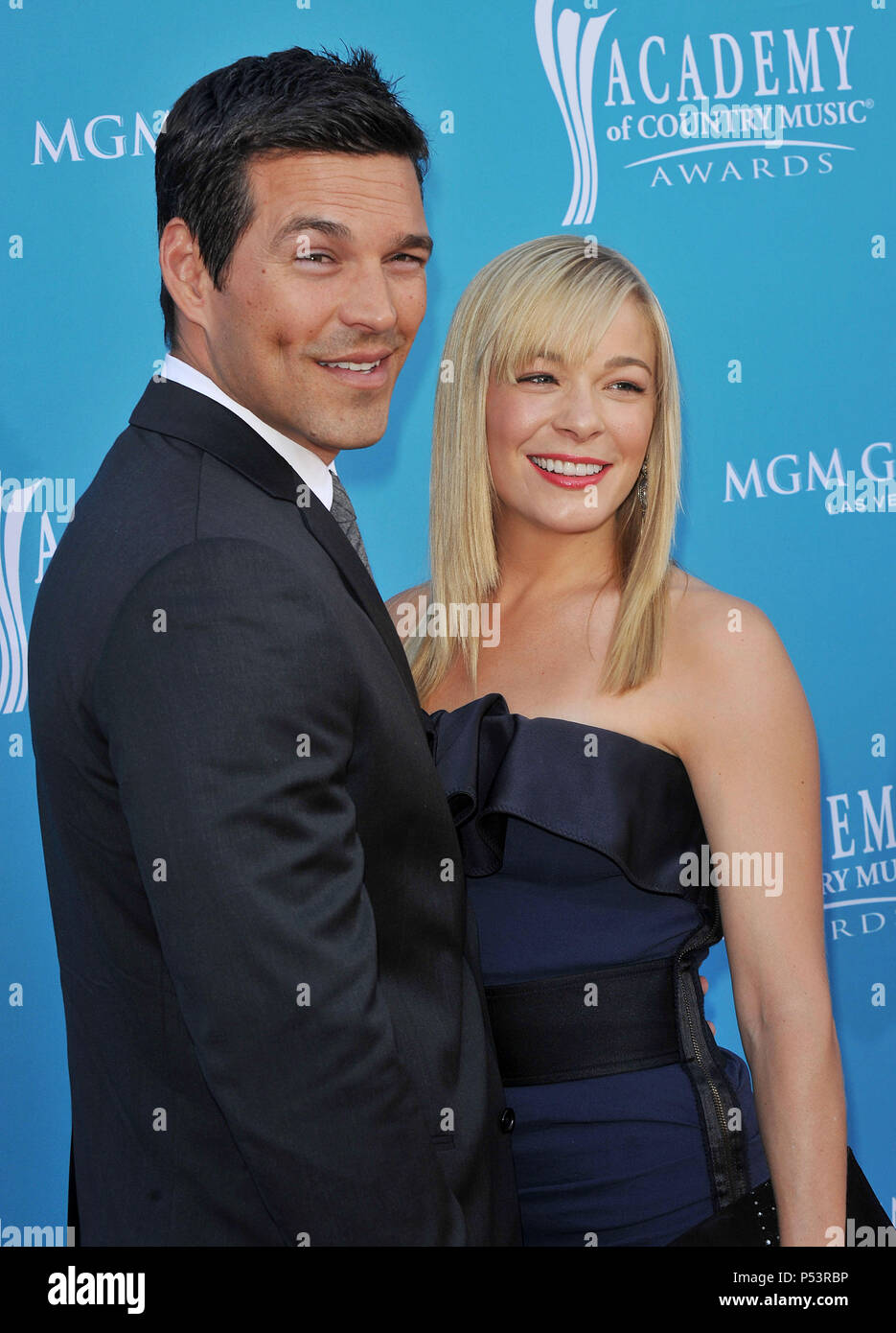 Eddie cibrian and his son hi-res stock photography and images - Alamy