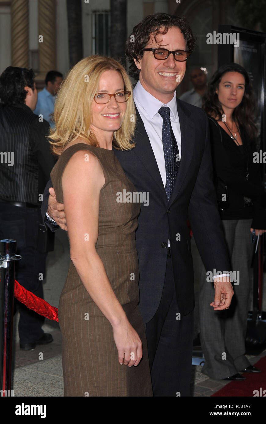 Davis Guggenheim, wife Elisabeth Shue Waiting For Superman  Premiere at the Paramount Theatre In Los Angeles.a Davis Guggenheim, wife Elisabeth Shue 11  Event in Hollywood Life - California, Red Carpet Event, USA, Film Industry, Celebrities, Photography, Bestof, Arts Culture and Entertainment, Celebrities fashion, Best of, Hollywood Life, Event in Hollywood Life - California, Red Carpet and backstage, Music celebrities, Topix, Couple, family ( husband and wife ) and kids- Children, brothers and sisters inquiry tsuni@Gamma-USA.com, Credit Tsuni / USA, 2010 Stock Photo