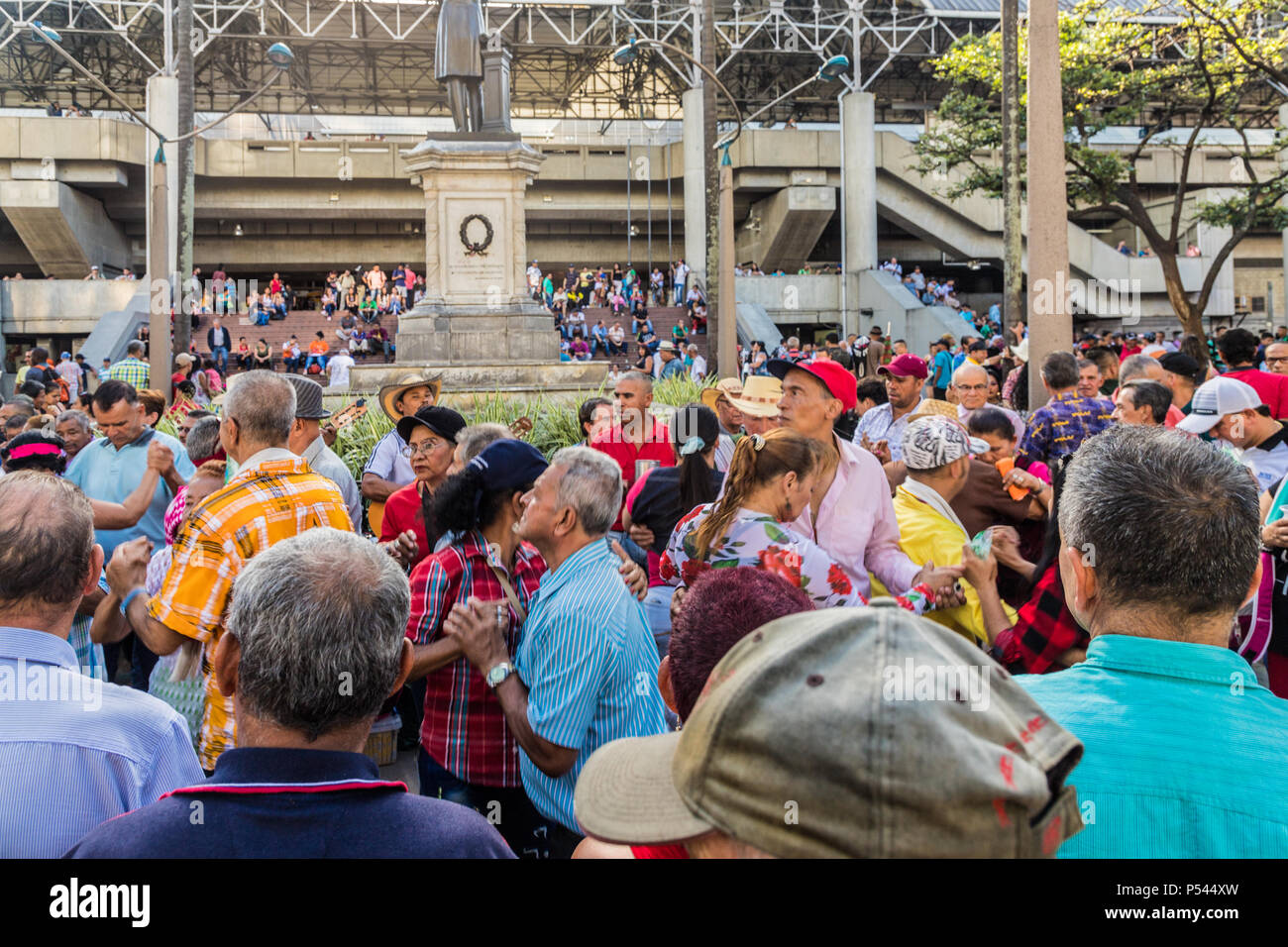 Colombia dance hi-res stock photography and images - Alamy