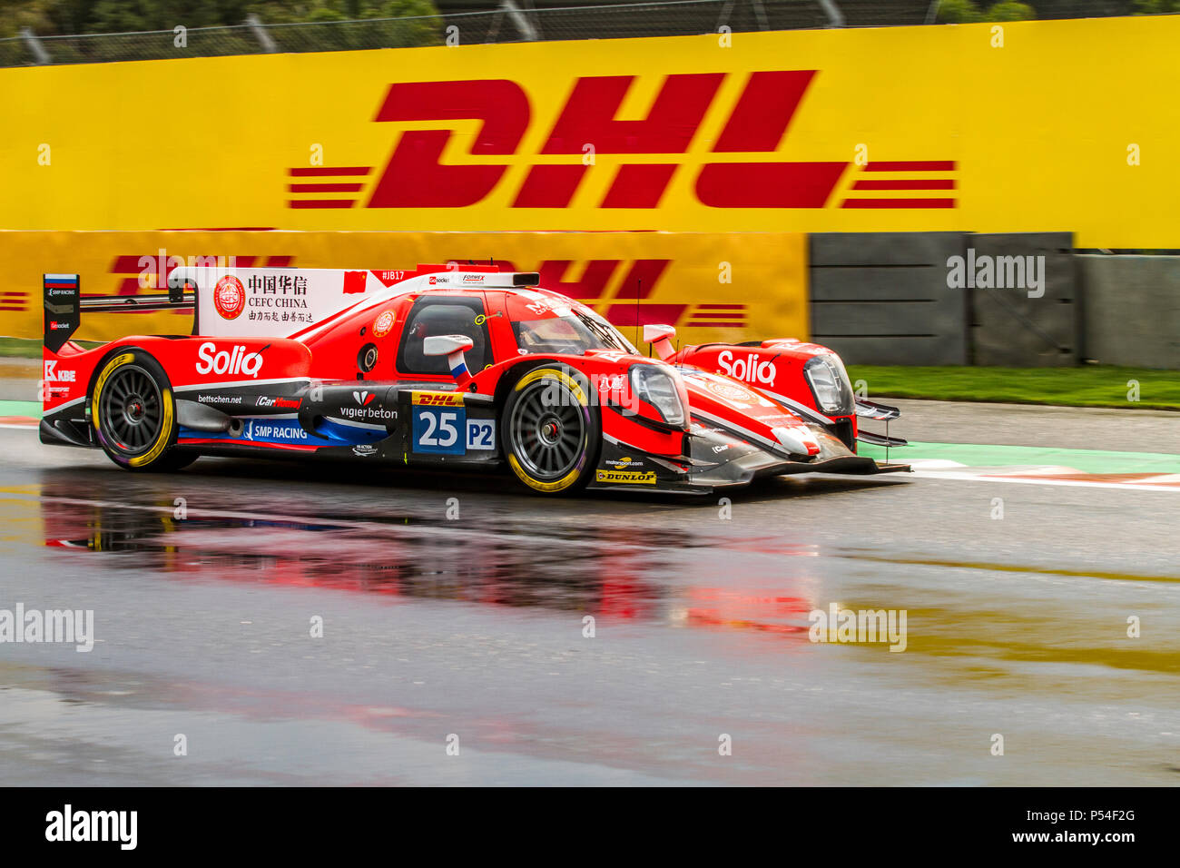 Mexico City, Mexico – September 01, 2017: Autodromo Hermanos Rodriguez. 6hrs of Mexico, FIA WEC. CEFC MANOR TRS RACING driver´s Roberto Gonzalez, Simon Trummer or Vitaly Petrov, at the Oreca 07 Gibson No. 25, running at the Free Practice I. Stock Photo