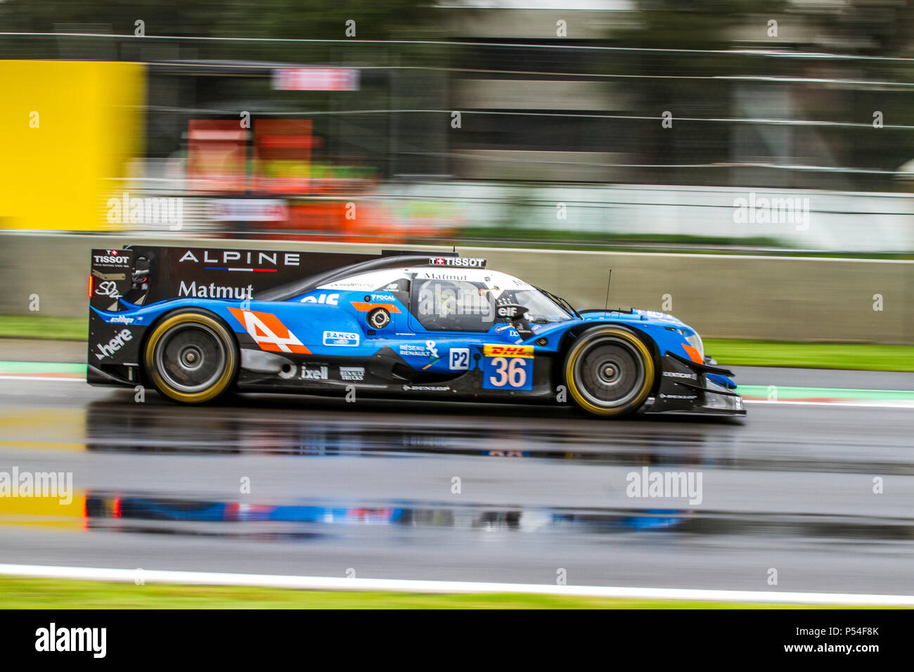 Mexico City, Mexico – September 01, 2017: Autodromo Hermanos Rodriguez. 6hrs of Mexico, FIA WEC. SIGNATECH ALPINE MAMUT driver´s Nicolas Lapierre, Gustavo Menezes or Andre Negrao, at the Alpine A470 Gibson No. 36, running at the Free Practice I. Stock Photo