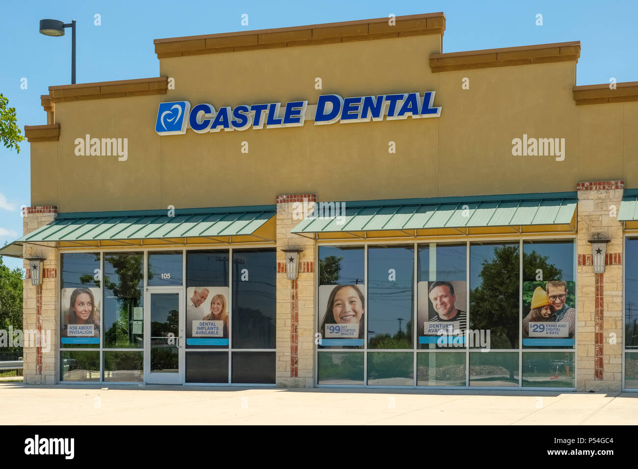 Store front entrance of neighborhood dental clinic Stock Photo Alamy