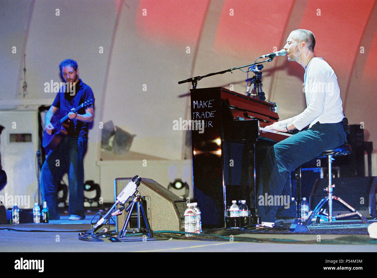 Hollywood bowl coldplay hollywood bowl 2003 hi-res stock photography ...