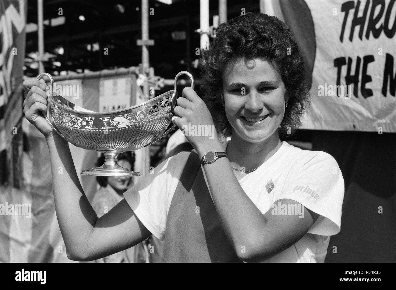 The 1986 Edgbaston Cup Tennis Tournament at the Edgbaston Priory Club. Pam Shriver, winner of the Women's Singles final. 15th June 1986. Stock Photo