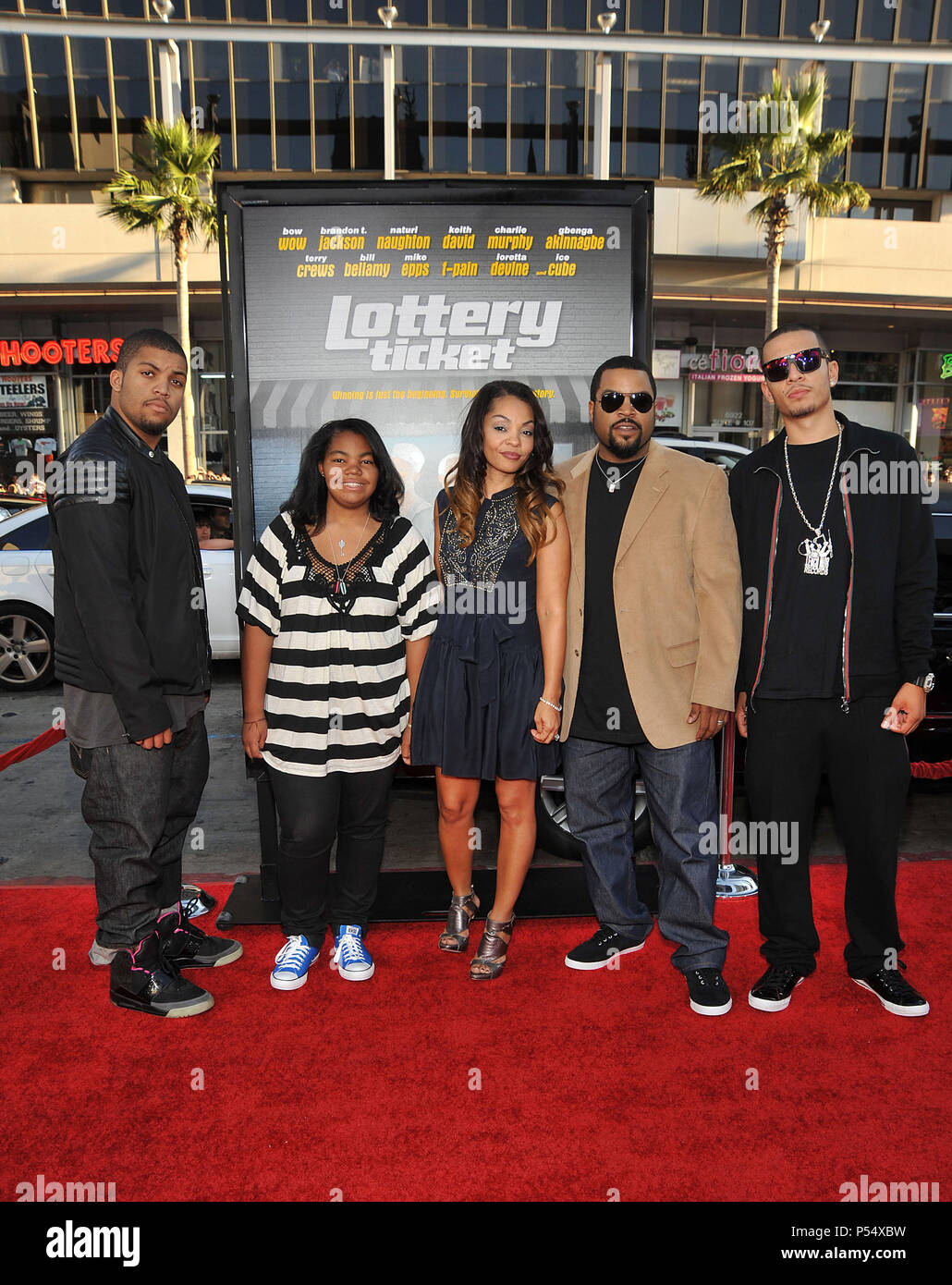 Ice cube family los angeles hi res stock photography and images