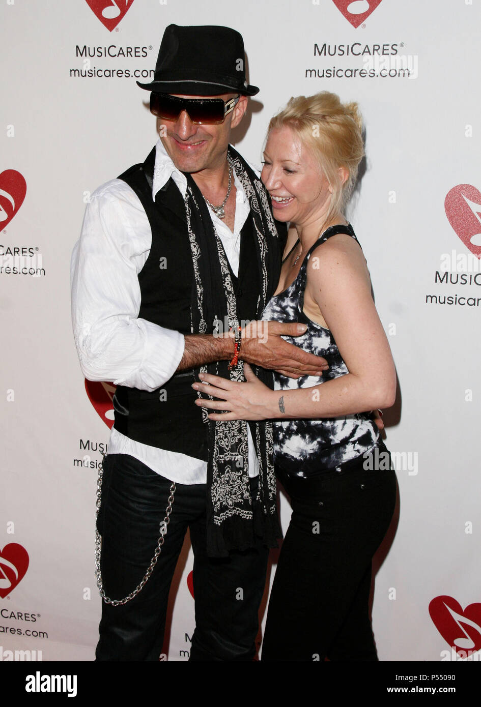 Kenny aronoff hi-res stock photography and images - Alamy