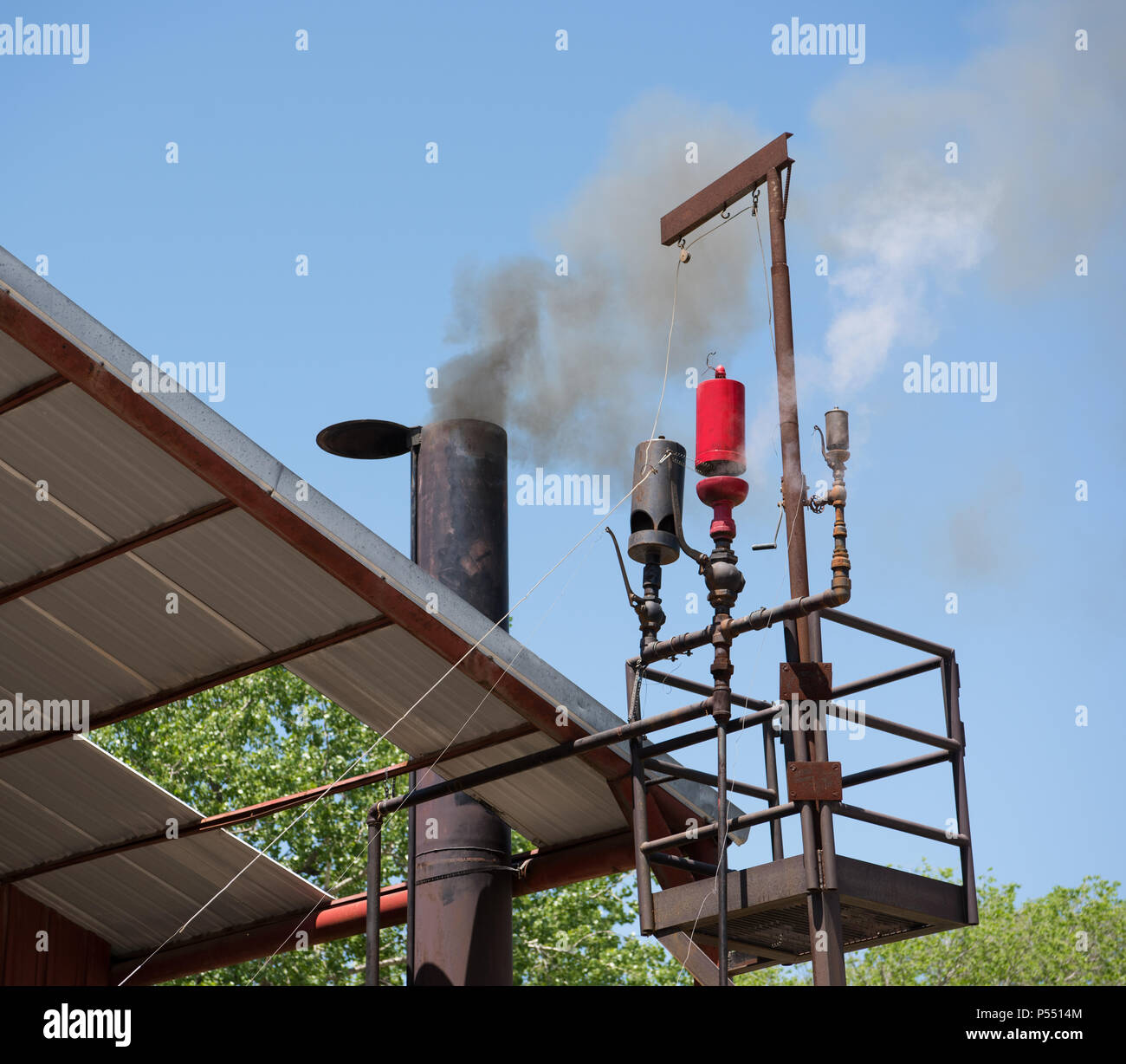 black smoke Stock Photo - Alamy