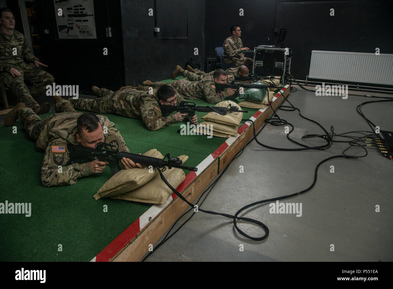 Army est 2000 hi-res stock photography and images - Alamy