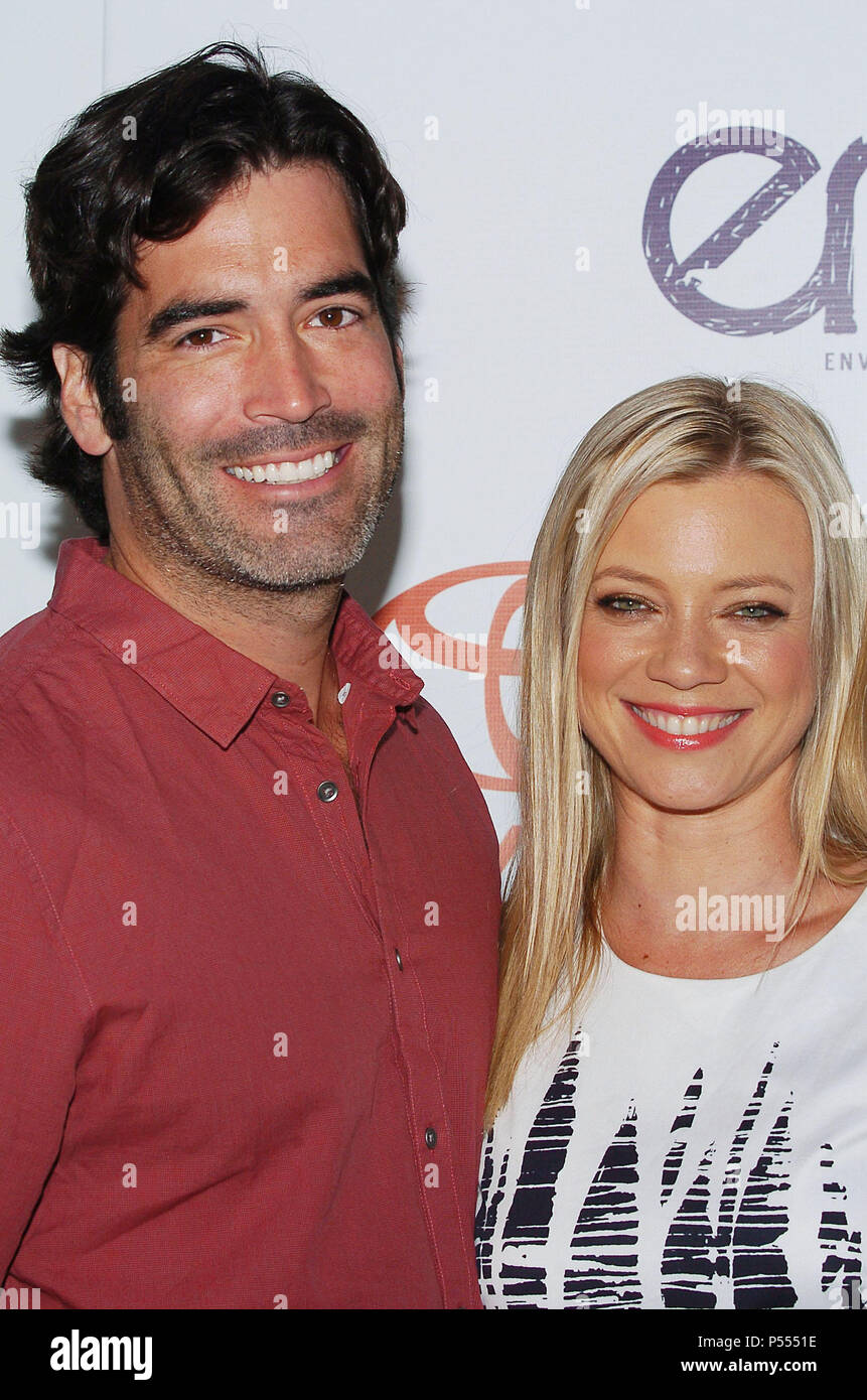 Carter Oosterhouse Amy Smart at the 2011 Environmental Media Awards - EMA-  on the Warner Lot in Los Angeles.Carter Oosterhouse Amy Smart 001  ------------- Red Carpet Event, Vertical, USA, Film Industry, Celebrities,