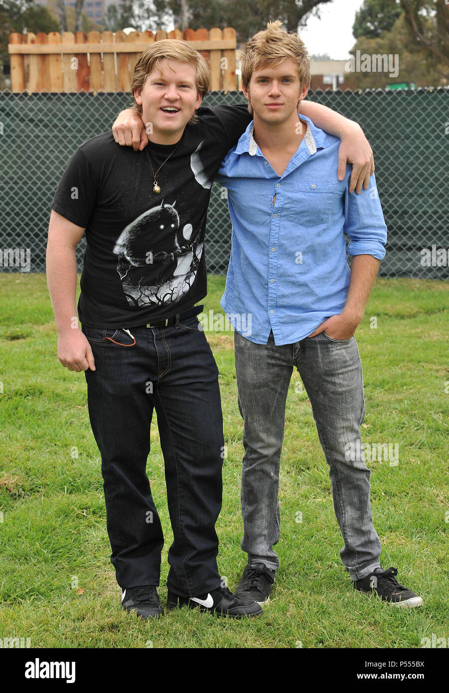 Doug Brochu And Chris Brochu At The Pediatric Aid Foundation 2011 At doug-brochu-and-chris-brochu-at-the-pediatric-aid-foundation-2011-at