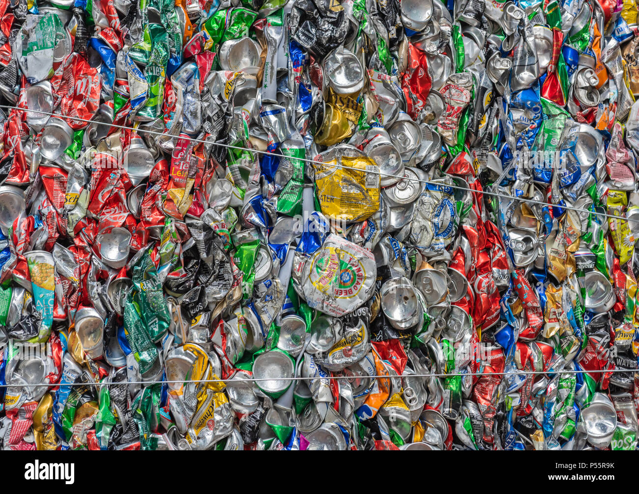Recycling aluminum soda cans hires stock photography and images Alamy