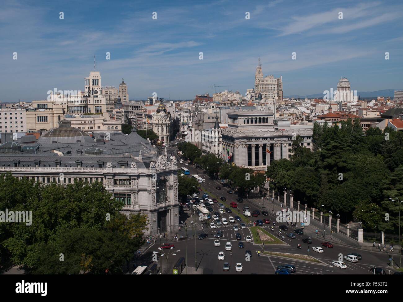 COMUNIDAD DE MADRID. MADRID. Vista de la ciudad desde Plaza Cibeles, calle Acalà. España. Stock Photo