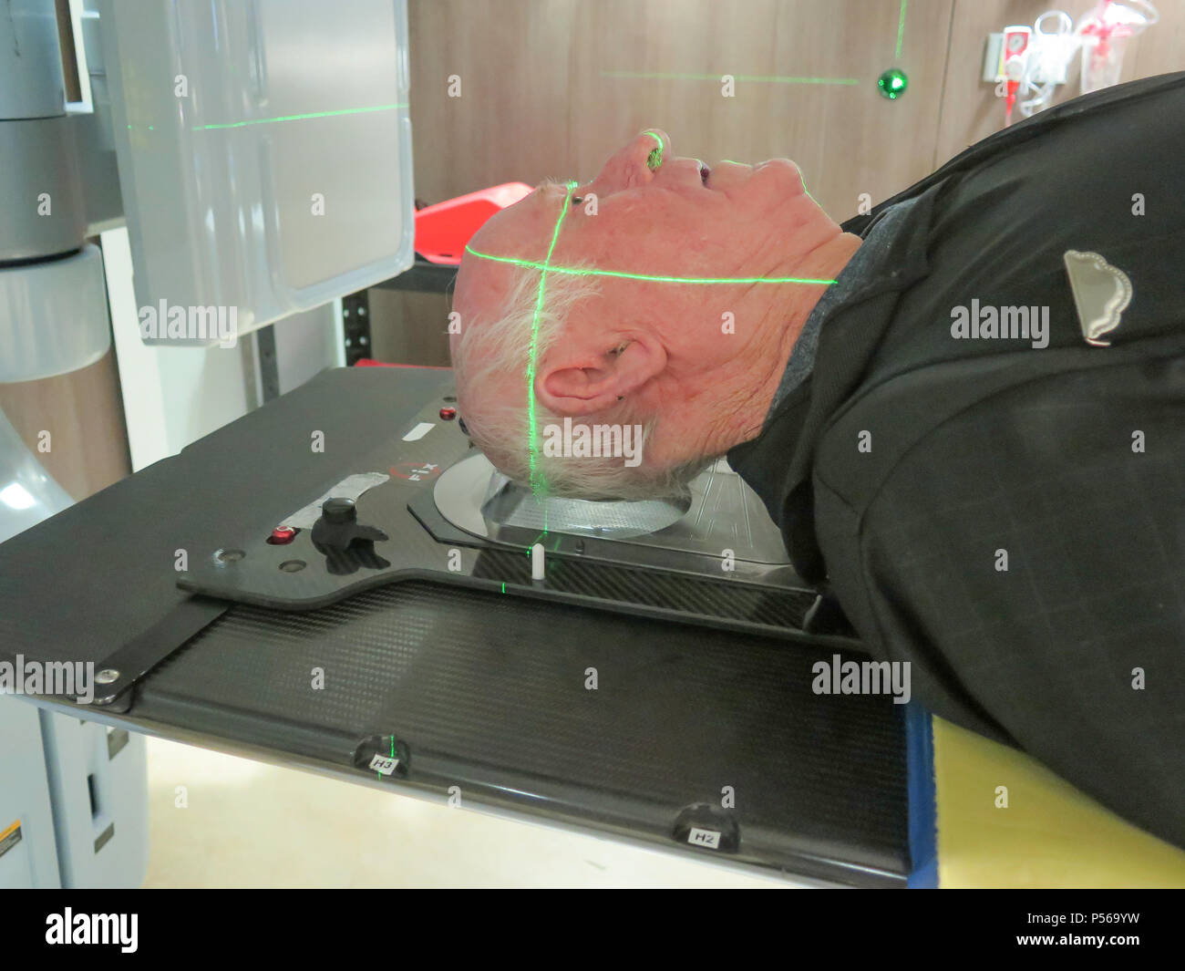 Radiation therapy mask hires stock photography and images Alamy