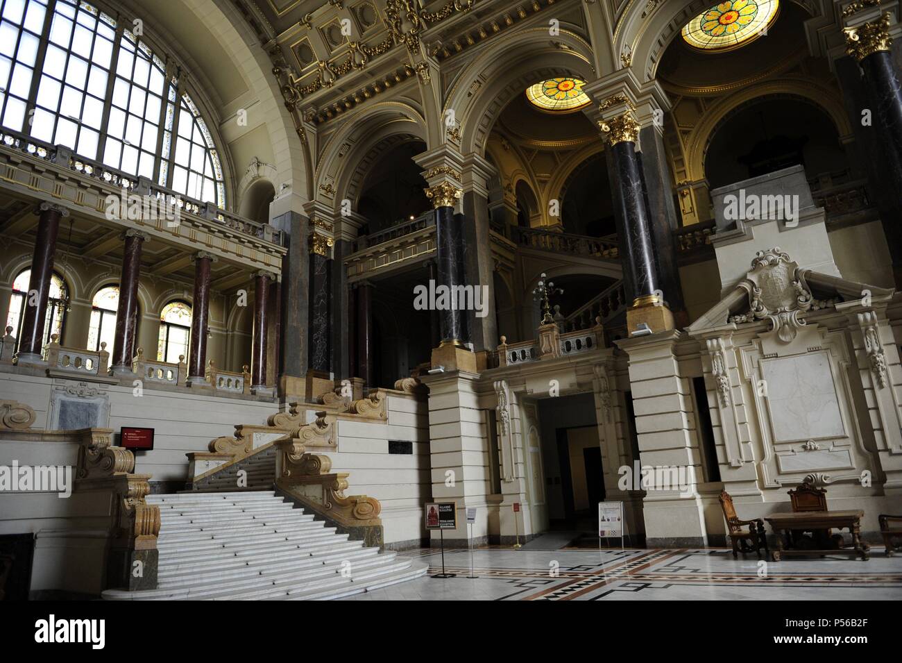 Hungary. Budapest. Museum of Ethnography, built by Alajos Hauszmann (1847-1926), 1893-1896. Main hall. Stock Photo