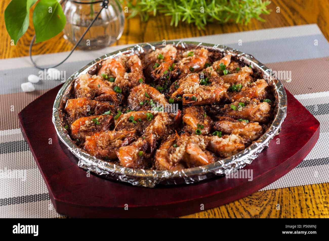 sizzling shrimp with garlic,Popular Chinese food Stock Photo Alamy