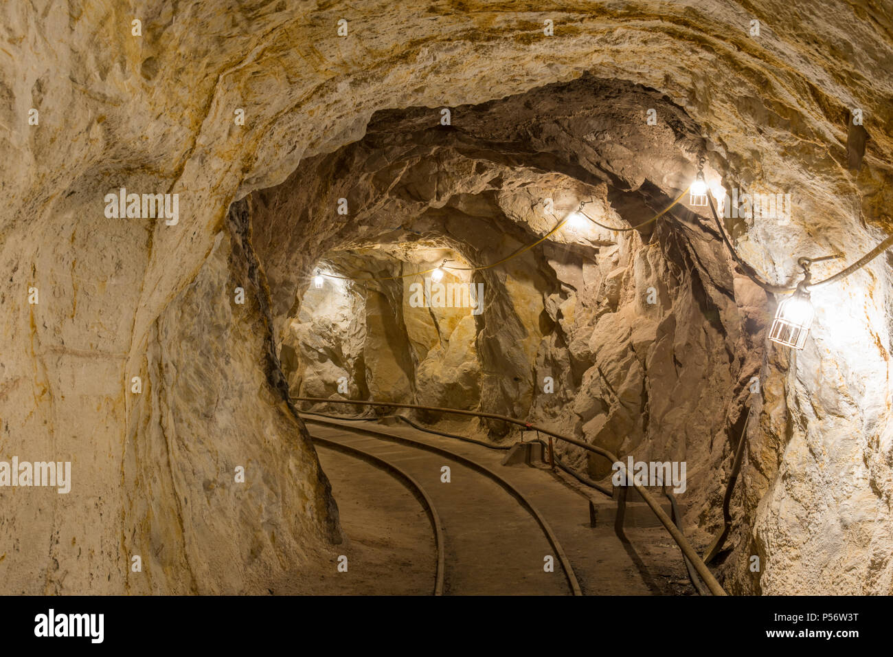Inside Hazel-Atlas Mine in Black Diamond Regional Preserve Stock Photo -  Alamy
