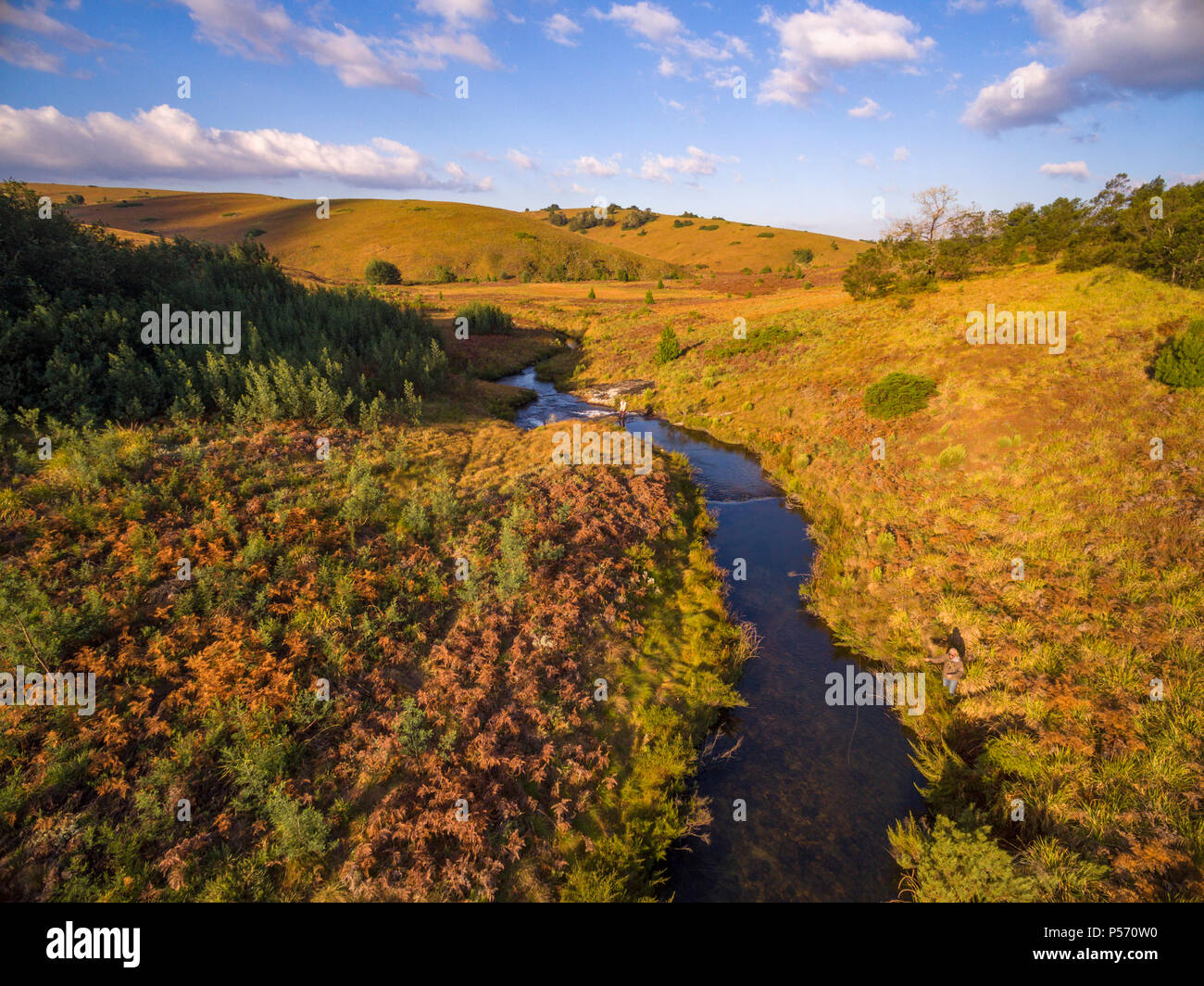 View rolling hills meandering hi-res stock photography and images - Alamy