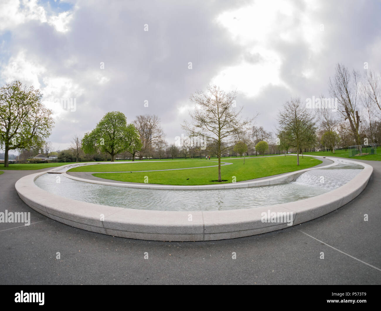 Princess Diana Memorial Fountain in Hyde Park at London, United Kingdom ...