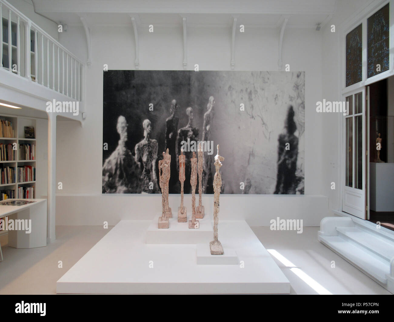 Paris, France. 21st June, 2018. The sculpture group "Femmes de Venise