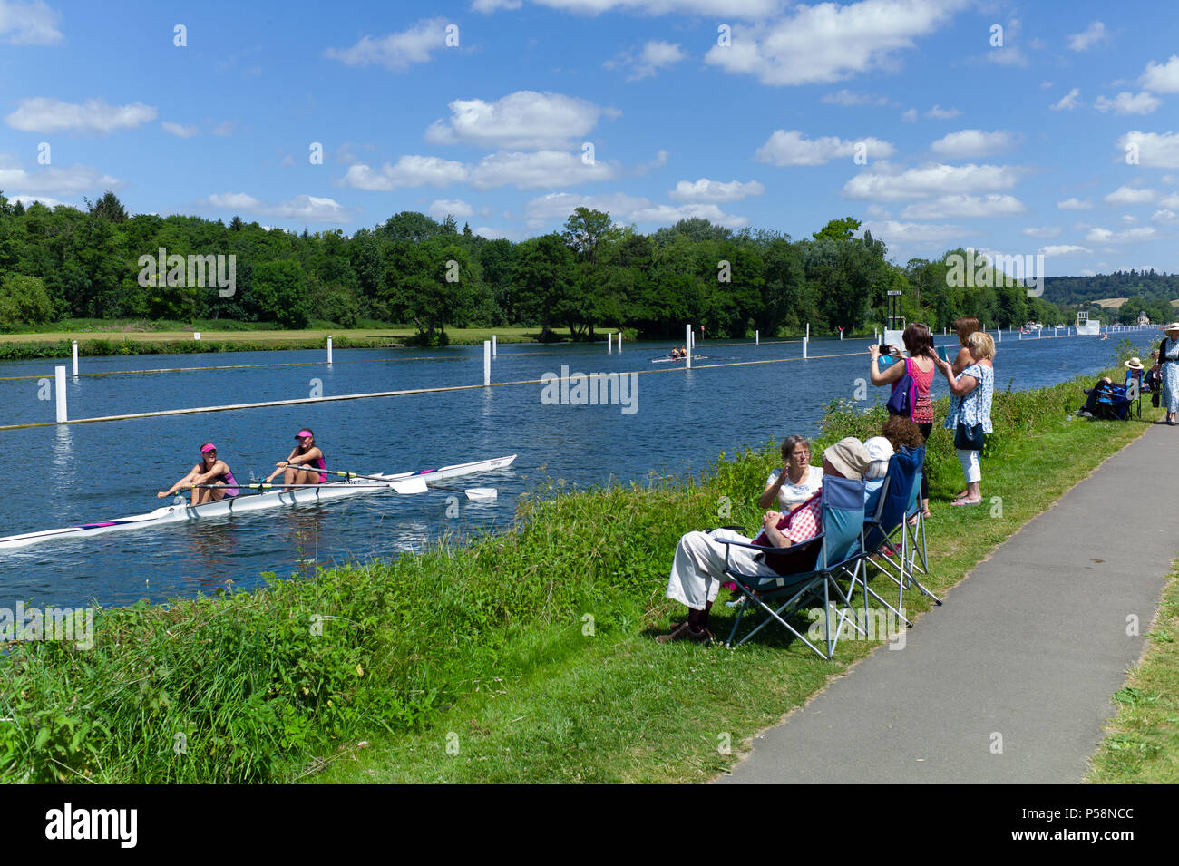 Henley on Thames, United Kingdom, 22nd June 2018, Friday,   'Henley Women's Regatta',  General view,  Competitors, Rowing-Sculling, Training, Henley Reach, Thames Valley,  River Thames, England, © Peter SPURRIER, Stock Photo