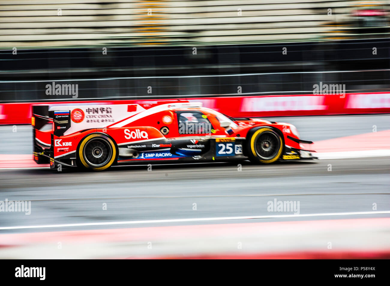 Mexico City, Mexico – September 01, 2017: Autodromo Hermanos Rodriguez. 6hrs of Mexico, FIA WEC. CEFC MANOR TRS RACING driver´s Roberto Gonzalez, Simon Trummer or Vitaly Petrov, at the Oreca 07 Gibson No. 25, running at the Free Practice I. Stock Photo