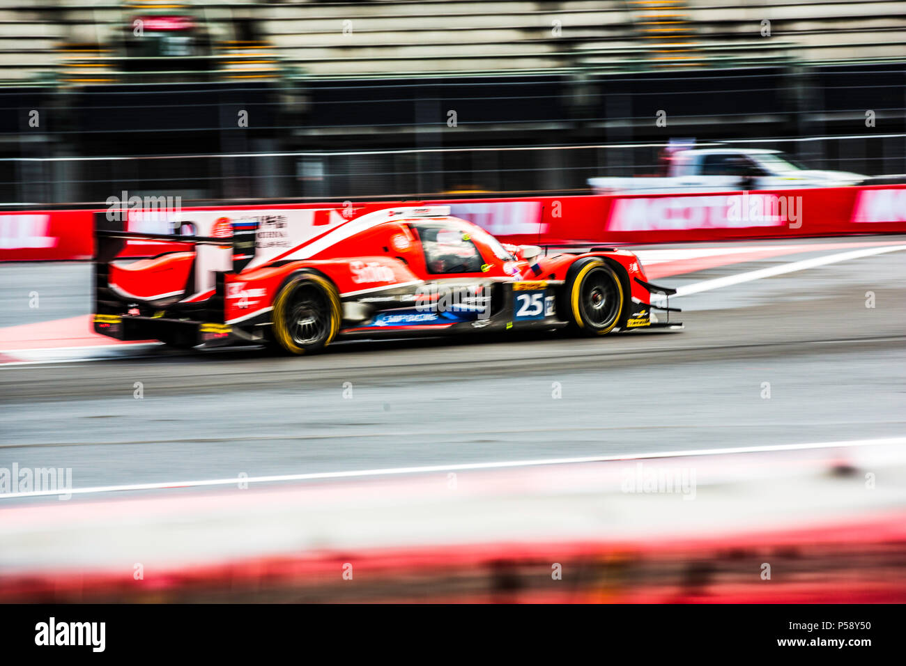 Mexico City, Mexico – September 01, 2017: Autodromo Hermanos Rodriguez. 6hrs of Mexico, FIA WEC. CEFC MANOR TRS RACING driver´s Roberto Gonzalez, Simon Trummer or Vitaly Petrov, at the Oreca 07 Gibson No. 25, running at the Free Practice I. Stock Photo