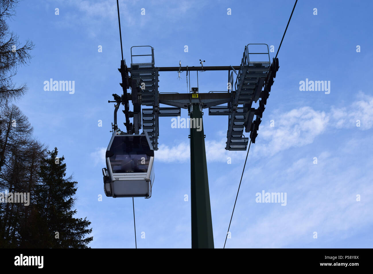 Ponte di legno in legno hi-res stock photography and images - Alamy