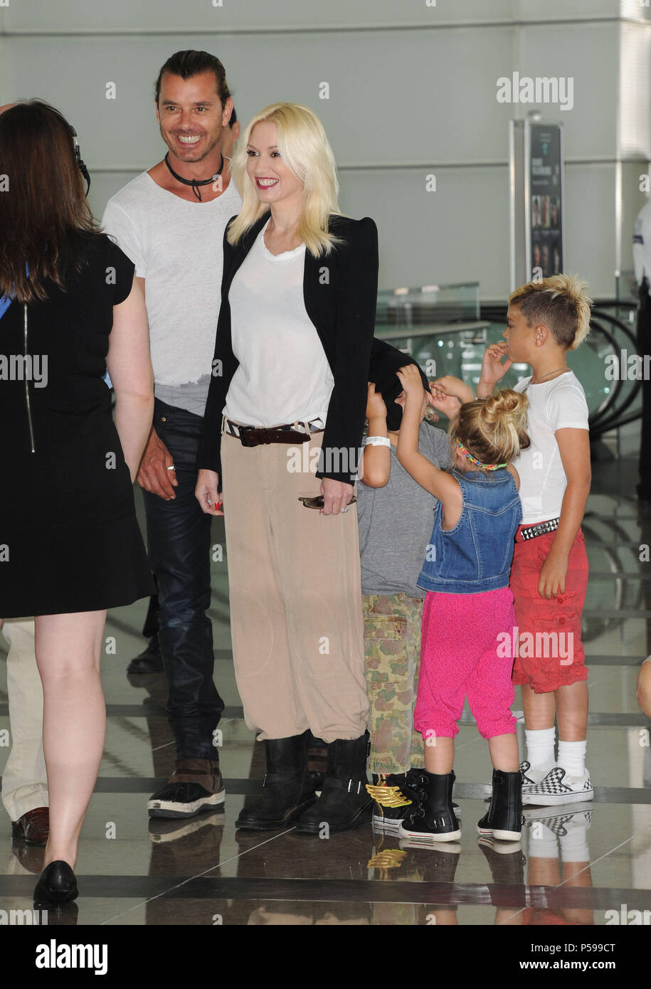 Gwen Stefani, Gavin Rossdale,  Kids Zuma, Kingston and Niece Stella Stefani  arriving the 2013 A Time For Heroes at Century Park In Los Angeles. Elizabeth Glaser Pedriatic Aids Foundation Gwen Stefani, Gavin Rossdale,  Kids Zuma, Kingston and Niece Stella Stefani 107 ------------- Red Carpet Event, Vertical, USA, Film Industry, Celebrities,  Photography, Bestof, Arts Culture and Entertainment, Topix Celebrities fashion /  Vertical, Best of, Event in Hollywood Life - California,  Red Carpet and backstage, USA, Film Industry, Celebrities,  movie celebrities, TV celebrities, Music celebrities, Ph Stock Photo